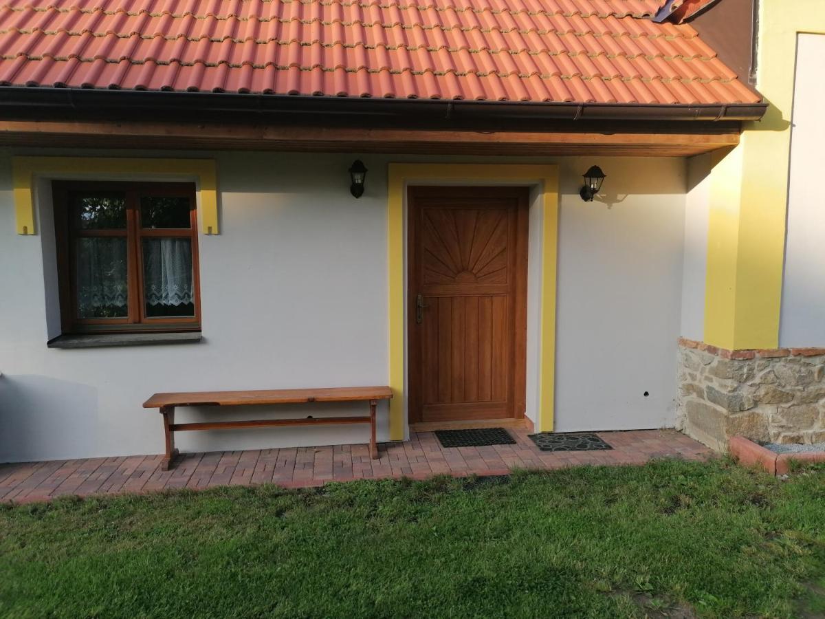 Apartman Na Statku Jílovice Exterior photo